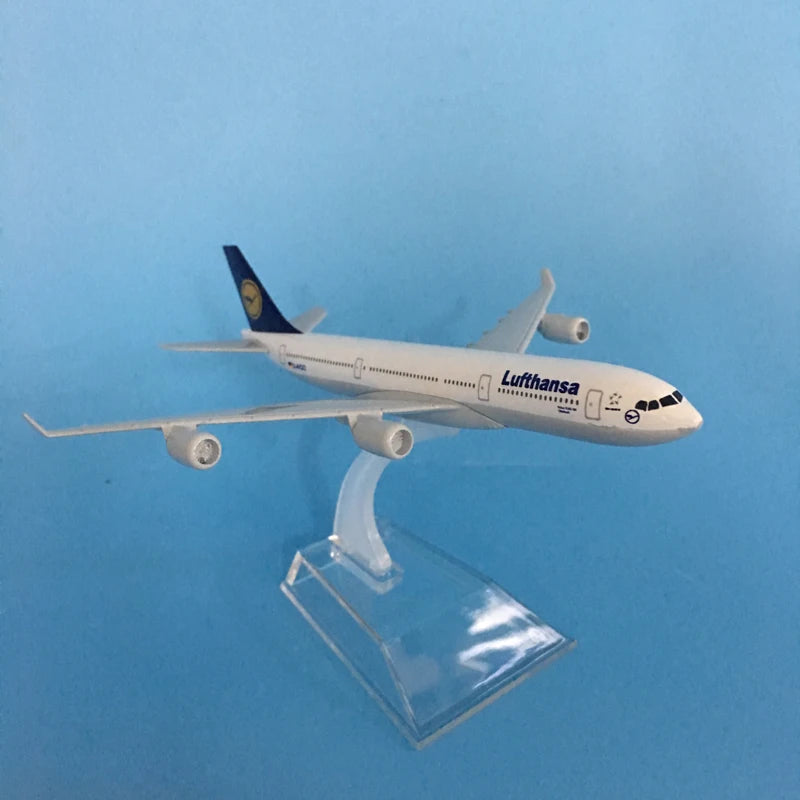 Avión 16cm Lufthansa Airbus A340 Airplane Model Plane. Escala 1/400