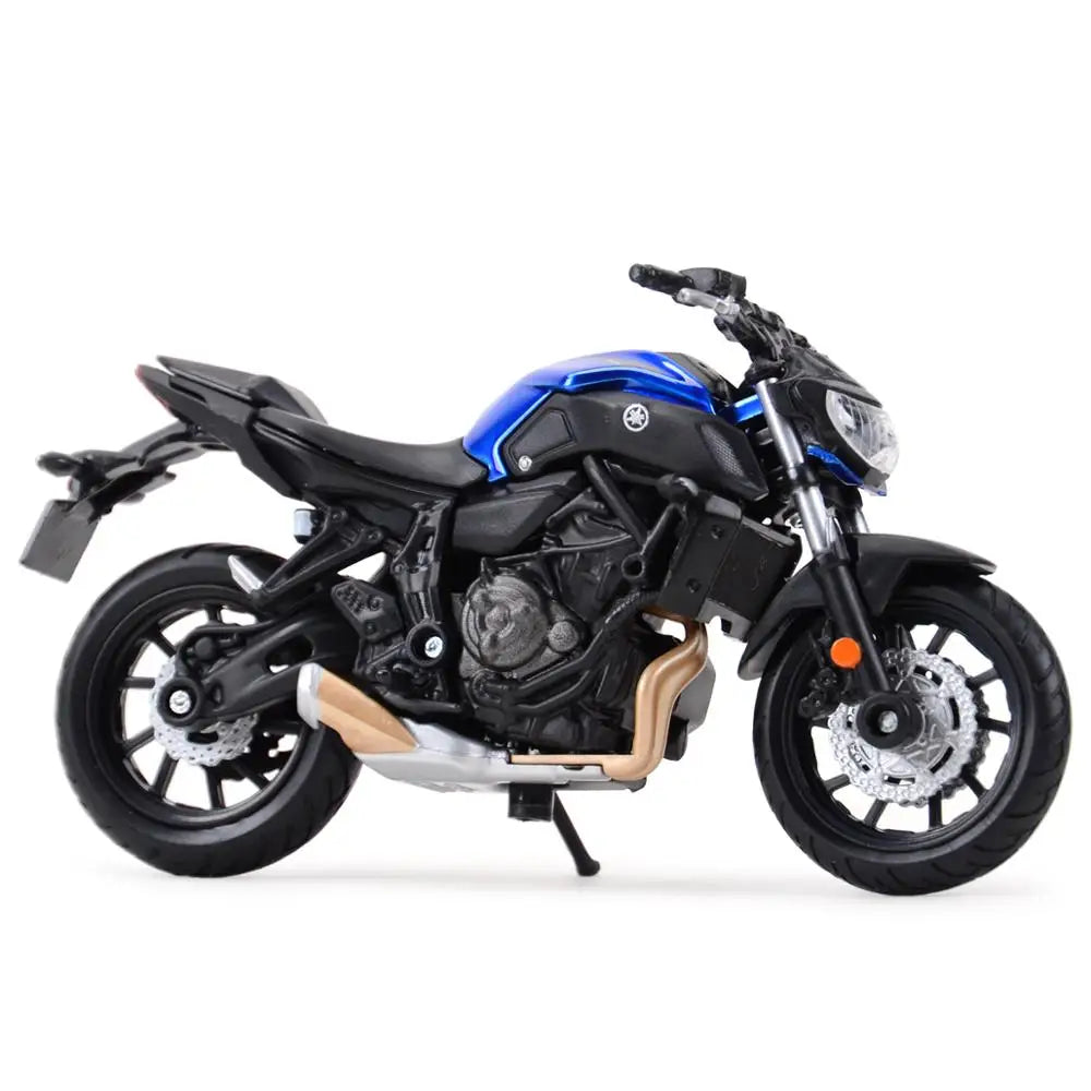 Moto Yamaha 1:18 2018 MT07.