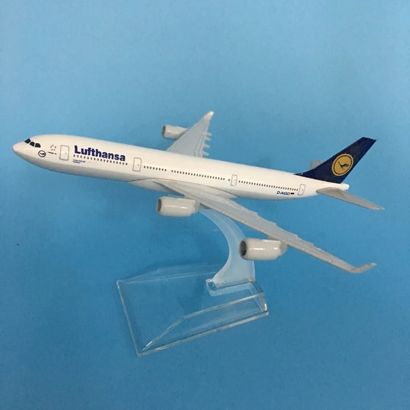 Avión 16cm Lufthansa Airbus A340 Airplane Model Plane. Escala 1/400