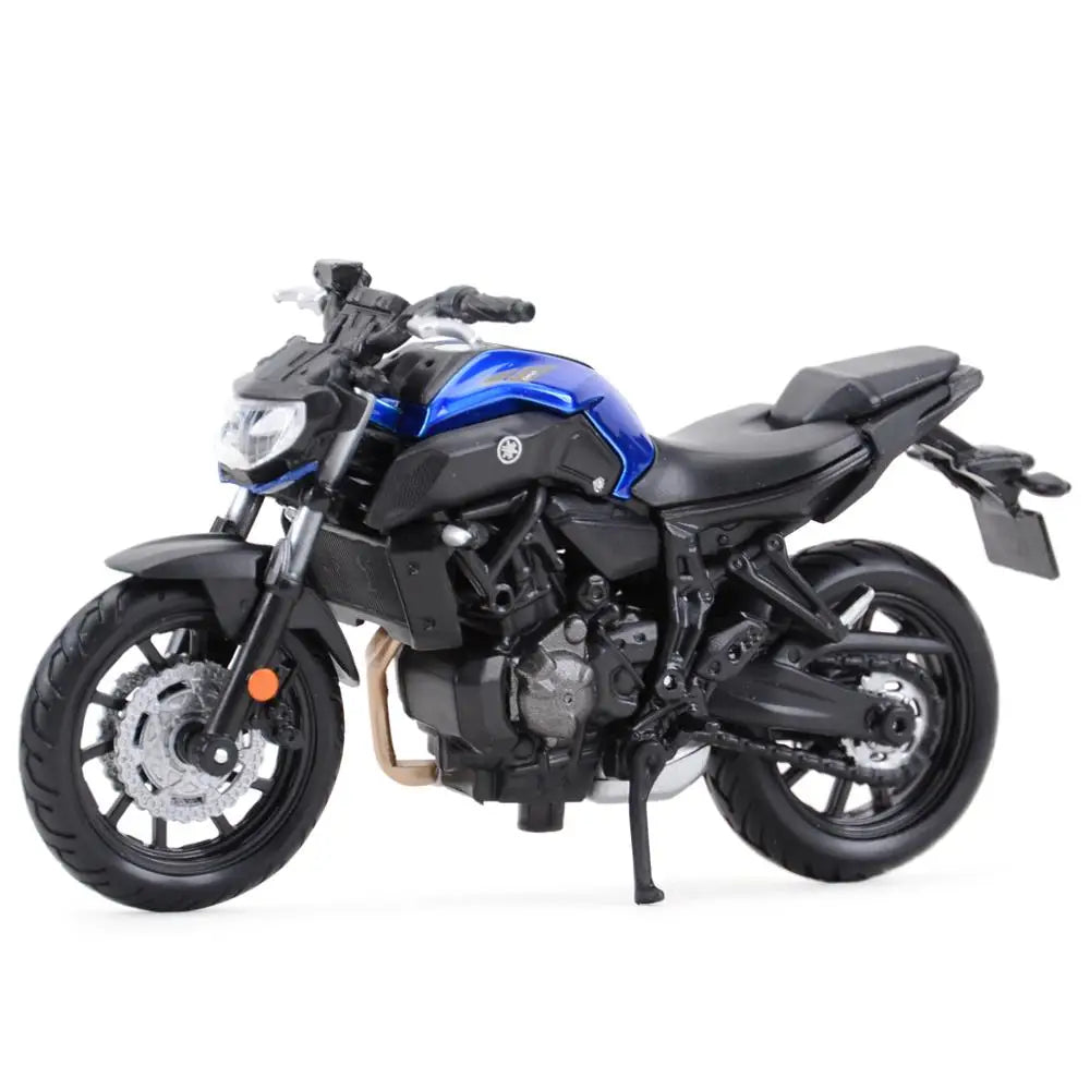 Moto Yamaha 1:18 2018 MT07.