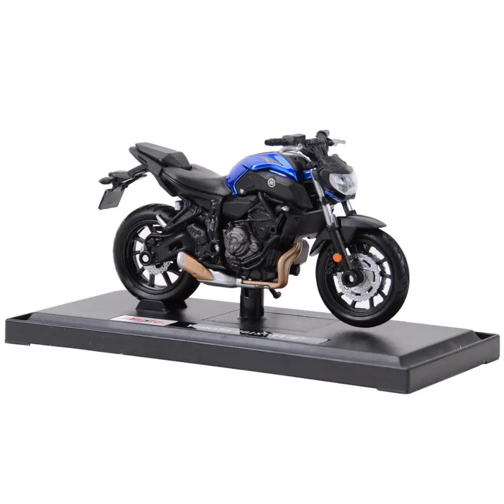 Moto Yamaha 1:18 2018 MT07.